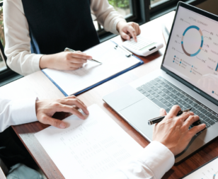 monitoring business stock